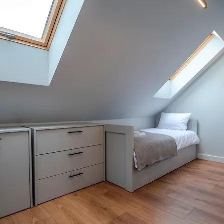 Widok 3b/6 アパート ピエホビツェ